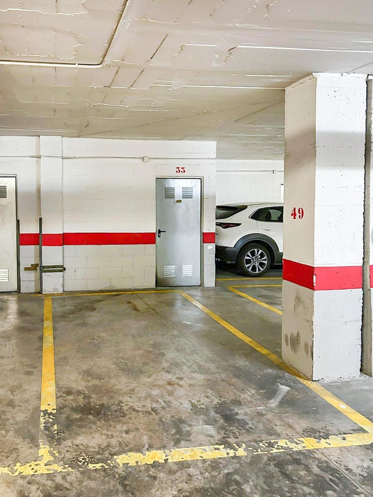 Estudio Del Carmen & Parking マラガ エクステリア 写真
